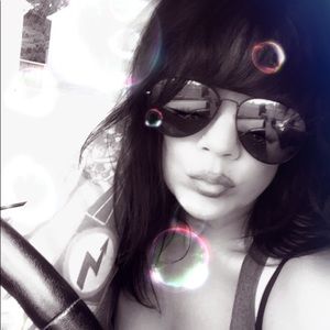 Meet your Posher, Bridget